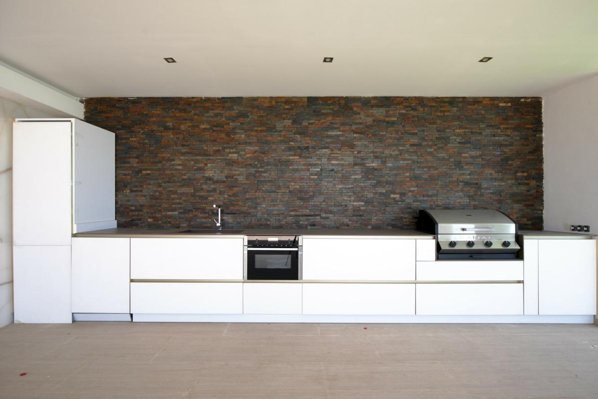 Brand new contemporary Villa in Benahavis - mibgroup.es