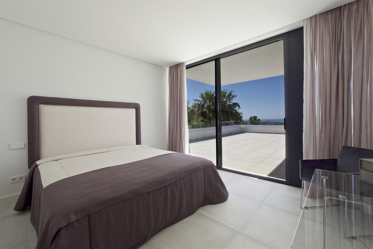 Mirabella Hills - mibgroup.es