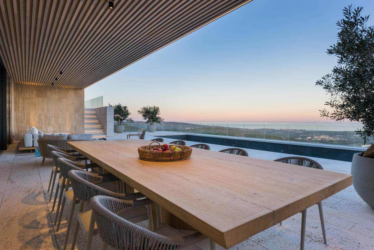 Villa Blue - mibgroup.es