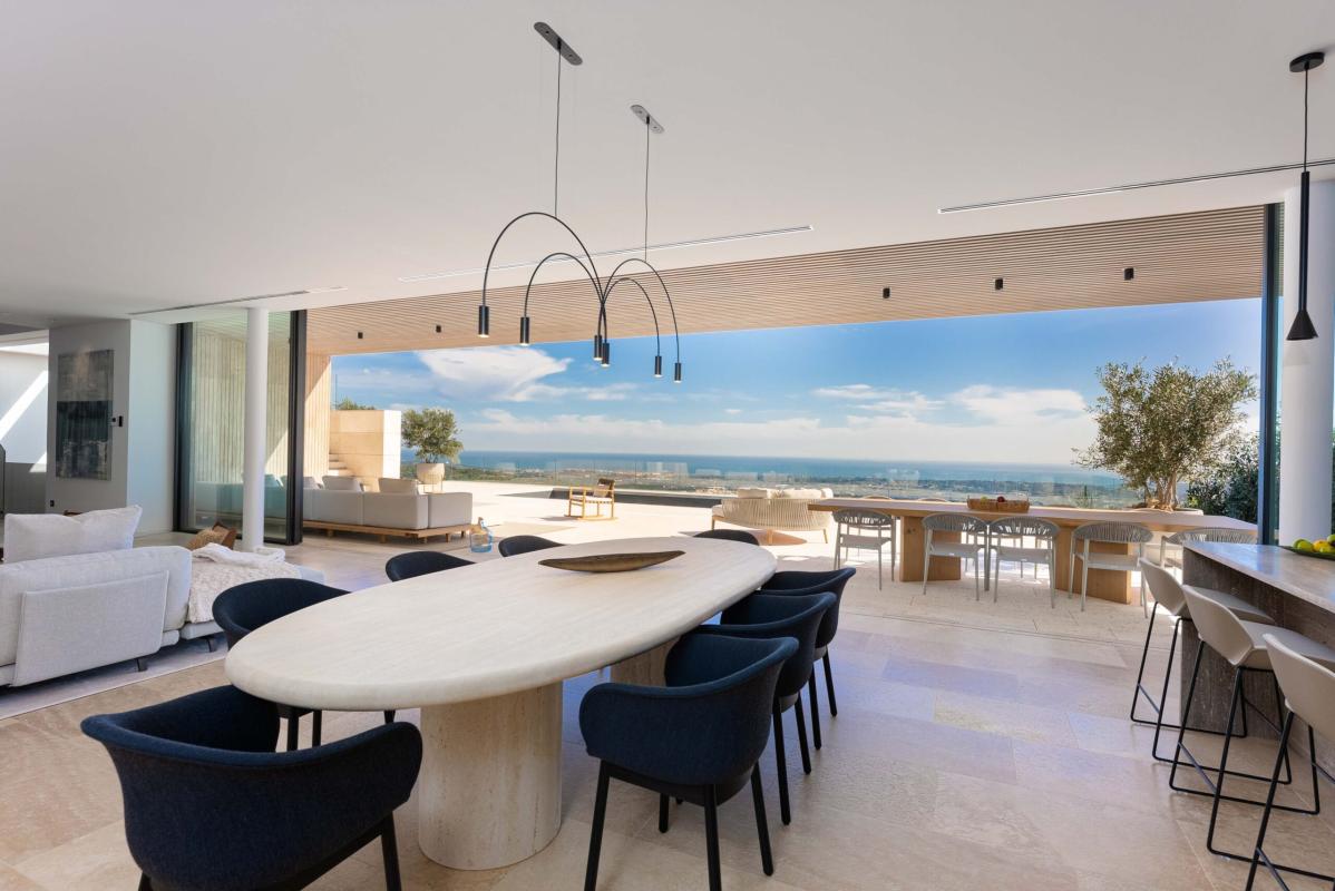 Villa Blue - mibgroup.es