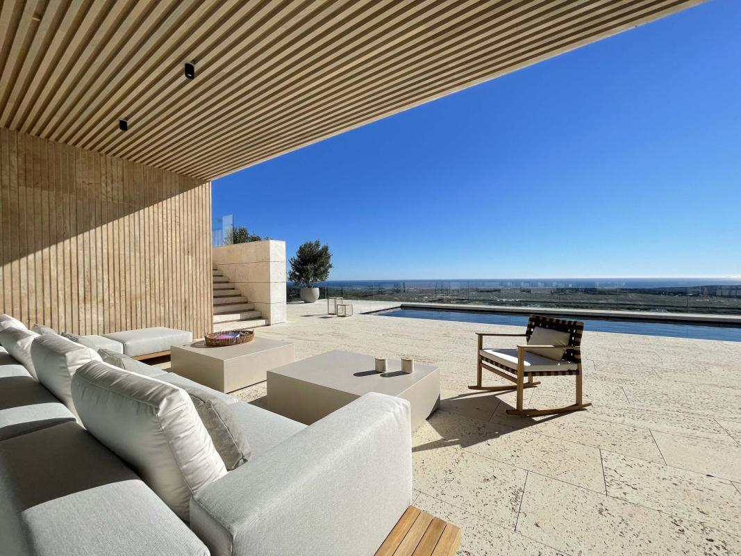 Villa Blue - mibgroup.es