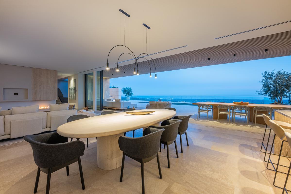 Villa Blue - mibgroup.es