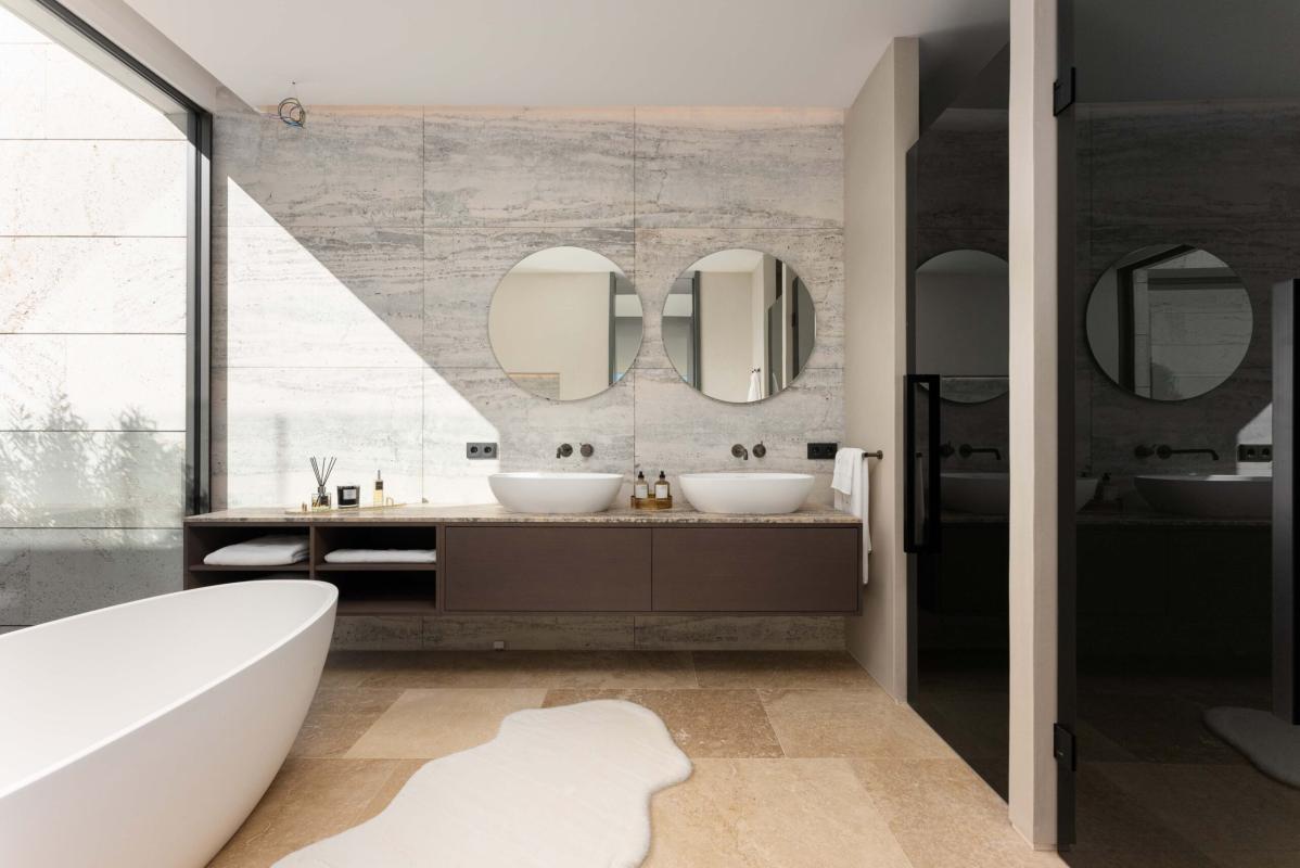 Villa Blue - mibgroup.es