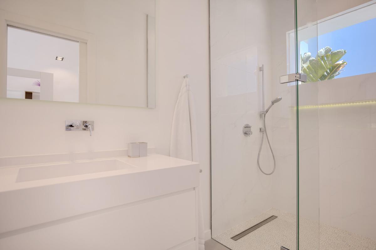 Stunning 6 bedrooom villa in Guadalmina Baja - mibgroup.es