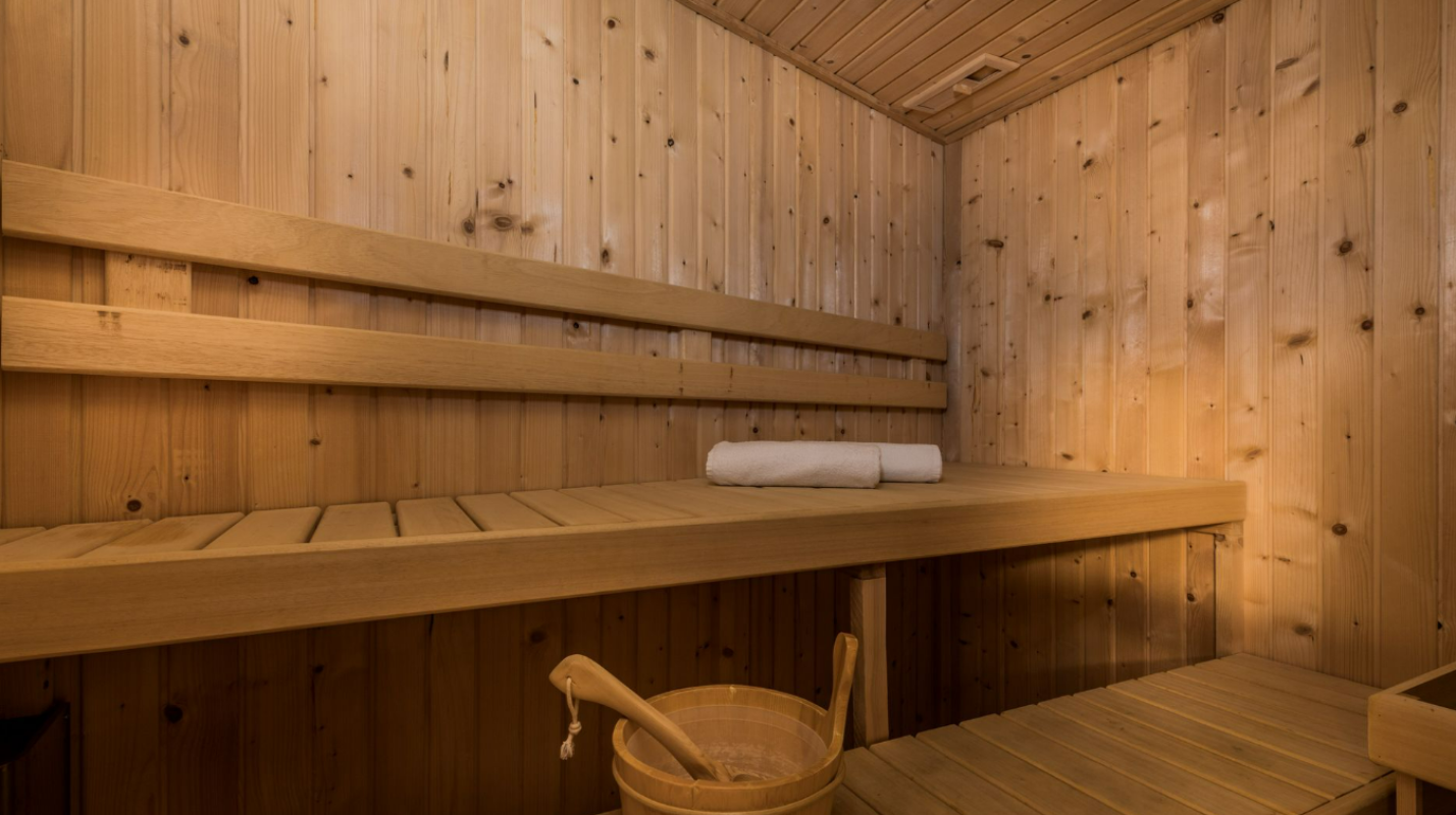 Contemporary Beachfront Villa - mibgroup.es