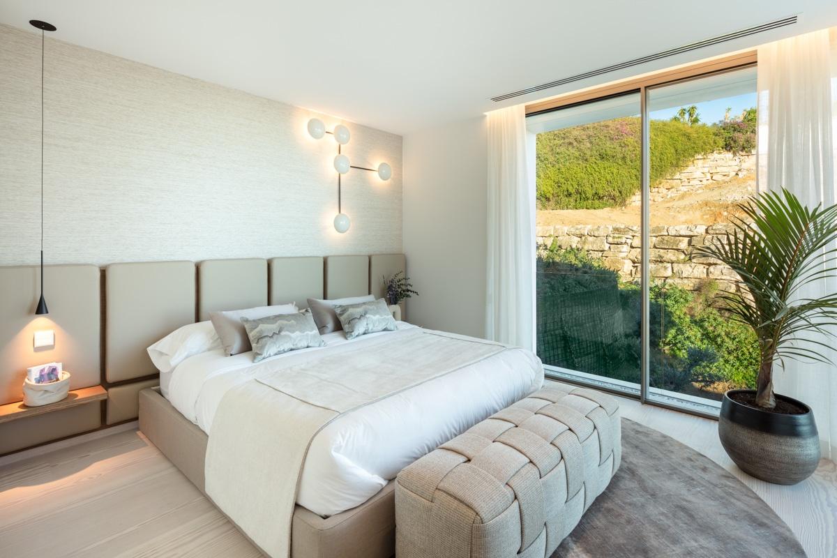 Luxury Villa with Panoramic Sea View in La Quinta - mibgroup.es