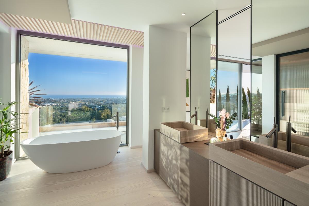 Luxury Villa with Panoramic Sea View in La Quinta - mibgroup.es