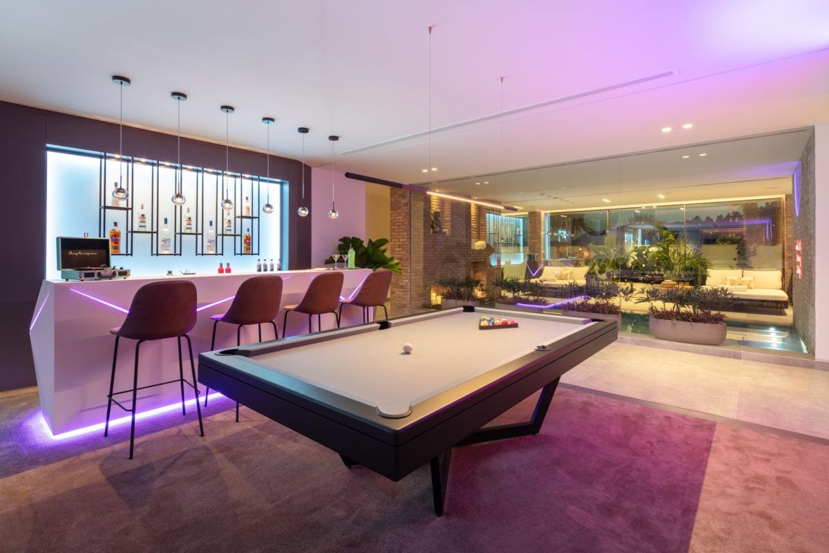 Big Daddy - The Hills - mibgroup.es