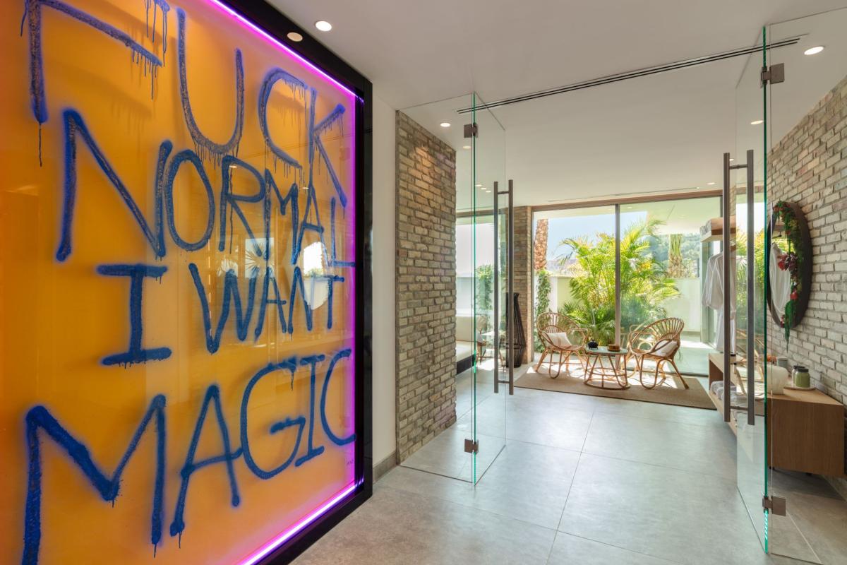 Big Daddy - The Hills - mibgroup.es