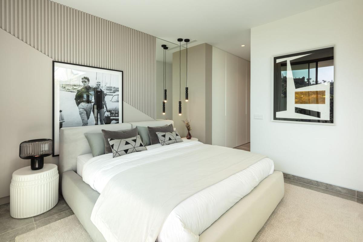 Big Daddy - The Hills - mibgroup.es