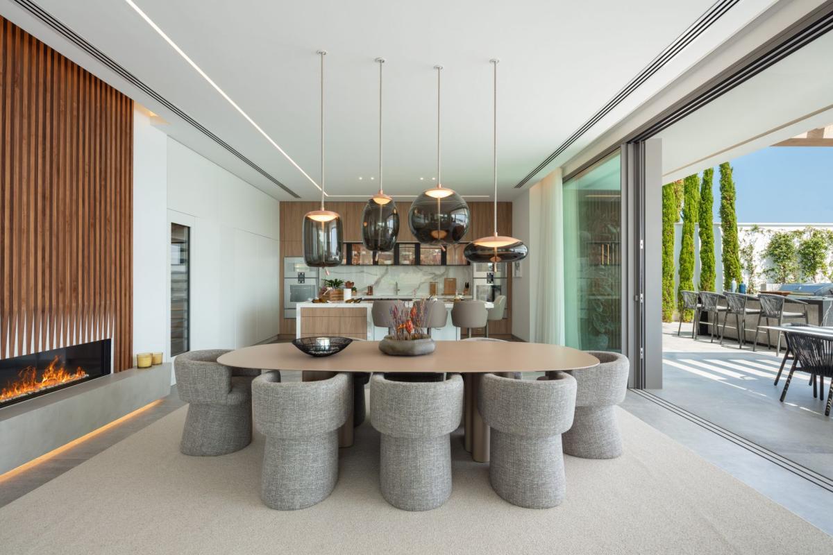 Big Daddy - The Hills - mibgroup.es