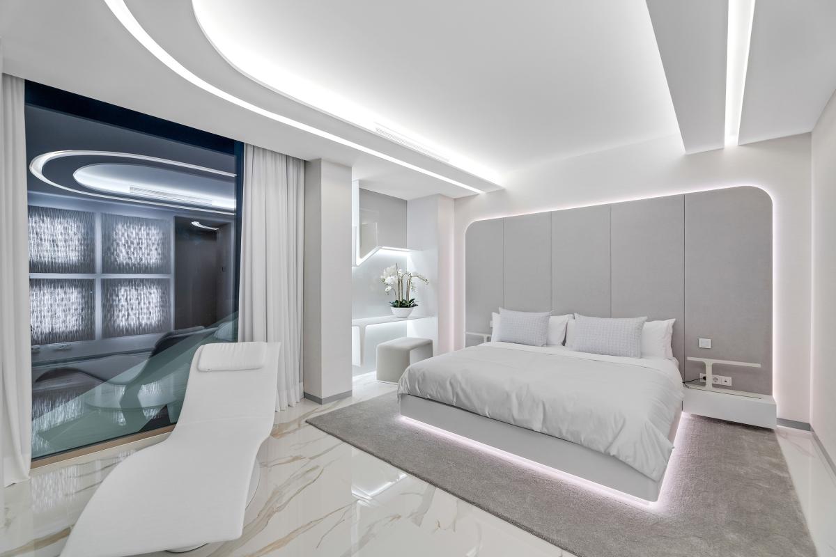 Breath-taking Newly Built Villa Located in Los Monteros beach - mibgroup.es