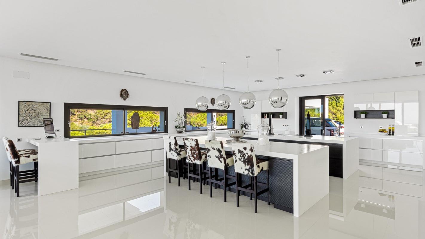 Spectacular Villa with Panoramic Views Zagaleta - mibgroup.es